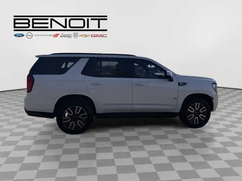 Used 2022 GMC Yukon AT4 w/ Max Trailering Package image 8