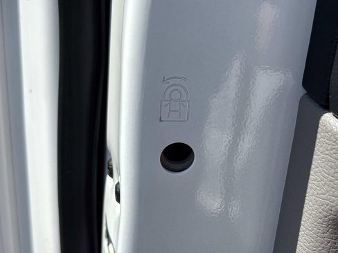 Used 2020 Ford F150 Lariat w/ Equipment Group 502A Luxury image 13