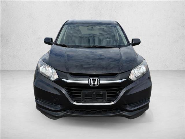 Used 2017 Honda HR-V LX image 2
