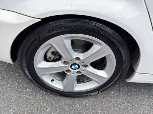 Used 2005 BMW 330i 330i image 27