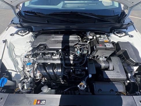 Used 2025 Kia K4 FWD image 32