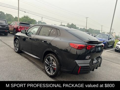 New 2026 BMW X2 xDrive28i w/ Technology Package AWD/4WD image 5