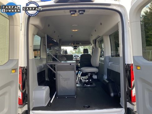 Used 2018 Ford Transit 150 XLT image 19
