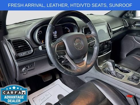 Used 2019 Jeep Grand Cherokee Overland AWD/4WD image 10