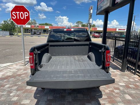 Used 2019 RAM 1500 Limited RWD image 9