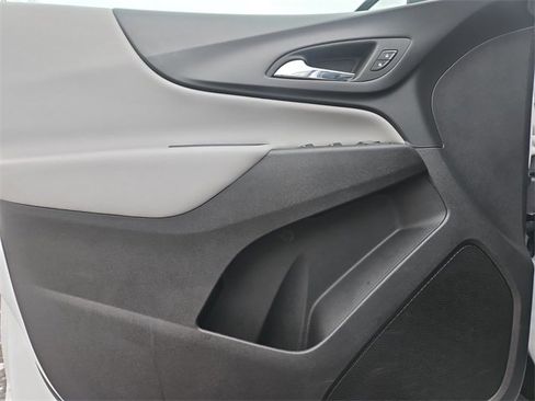 Certified 2024 Chevrolet Equinox LS w/ Driver Confidence II Package image 22