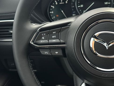 New 2025 MAZDA CX-5 Signature image 25