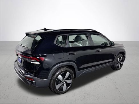 New 2026 Volkswagen Taos S image 6