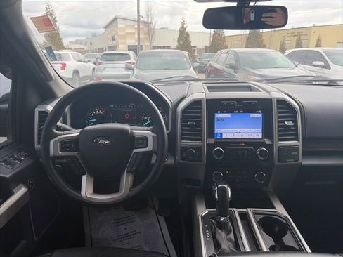 Used 2019 Ford F150 Lariat w/ FX4 Off-Road Package image 14