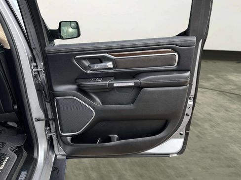 Used 2021 RAM 1500 Laramie AWD/4WD image 18