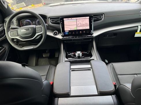 New 2026 Jeep Grand Wagoneer L 4WD image 33
