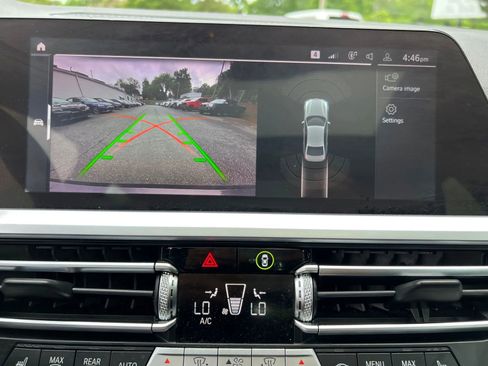 Used 2020 BMW 330i Sedan w/ Convenience Package image 19