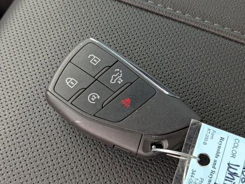 Used 2025 Chevrolet Silverado 1500 LTZ image 29