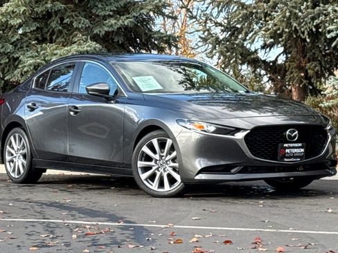Used 2023 MAZDA MAZDA3 s image 2