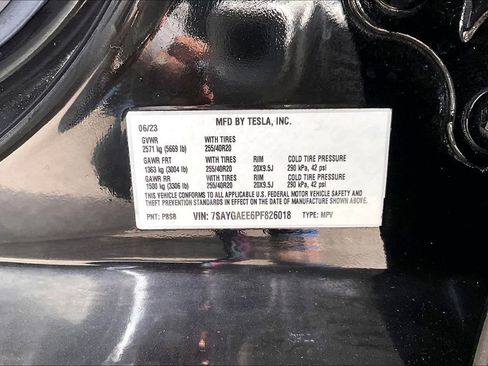 Used 2023 Tesla Model Y Long Range AWD/4WD image 30