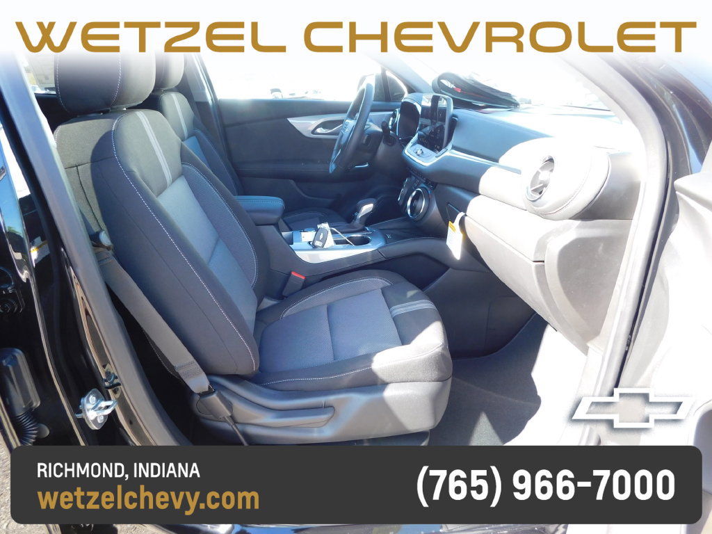 New 2026 Chevrolet Blazer LT w/ Convenience Package AWD/4WD image 17