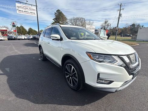 Used 2017 Nissan Rogue SL w/ SL Premium Package image 50