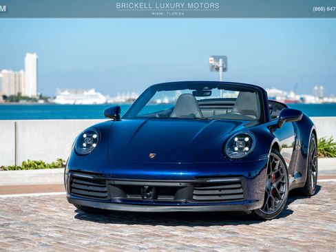 Used 2020 Porsche 911 Carrera S image 3