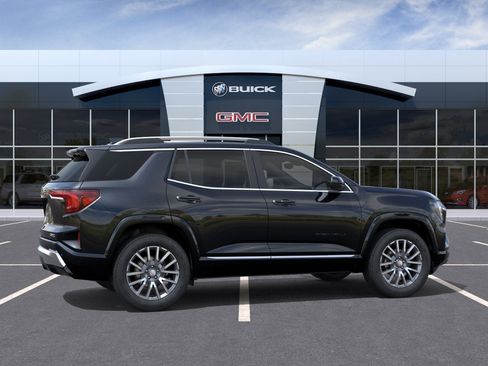 New 2026 GMC Terrain Denali w/ LPO, Black Badging Package AWD/4WD image 32