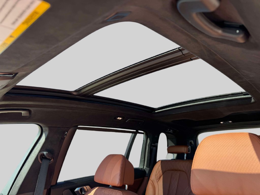 Used 2024 BMW X7 M60i w/ Executive Package AWD/4WD image 21