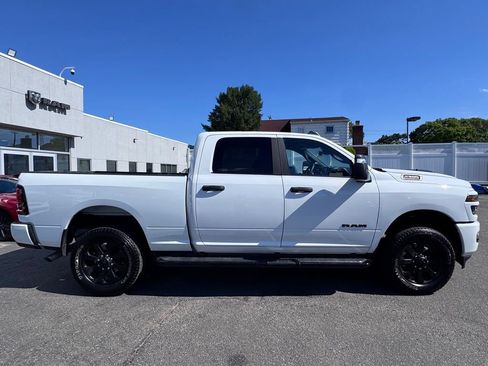 Used 2025 RAM 2500 Big Horn AWD/4WD image 9