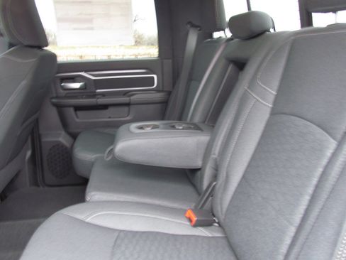 New 2026 RAM 3500 Big Horn AWD/4WD image 22