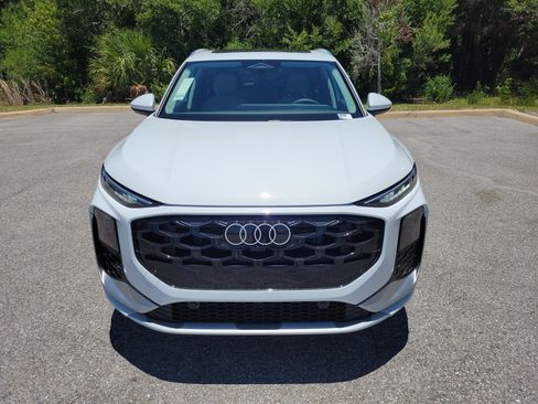 New 2026 Audi Q3 quattro 2.0T AWD/4WD image 2