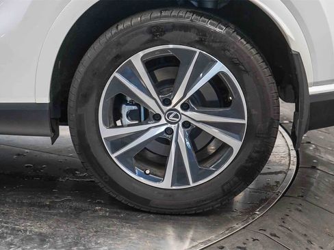 Used 2024 Lexus RX 350 Premium w/ Convenience Package image 10