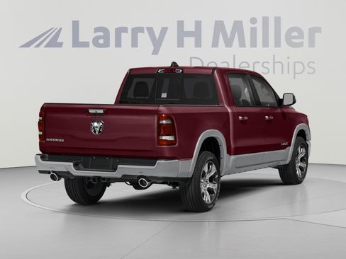 Used 2021 RAM 1500 Laramie AWD/4WD image 3