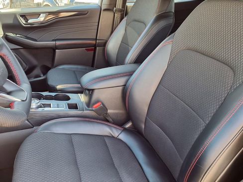 Used 2024 Ford Escape ST-Line w/ Tech Pack #1 image 3