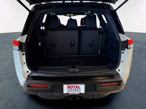 New 2026 Nissan Pathfinder Rock Creek image 6