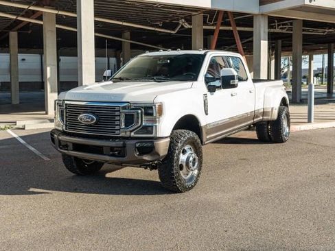 Used 2022 Ford F350 King Ranch w/ King Ranch Ultimate Package image 4