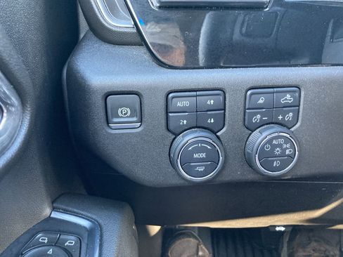 Used 2024 Chevrolet Silverado 3500 LTZ AWD/4WD image 16