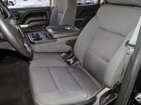 Used 2018 Chevrolet Silverado 1500 LT w/ All Star Edition image 21