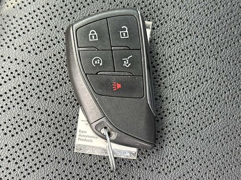 Used 2025 Chevrolet Equinox RS w/ Convenience Package III AWD/4WD image 38
