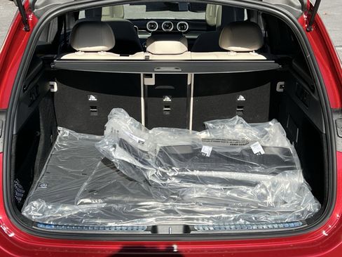 New 2026 Mercedes-Benz GLC 300 4MATIC image 24