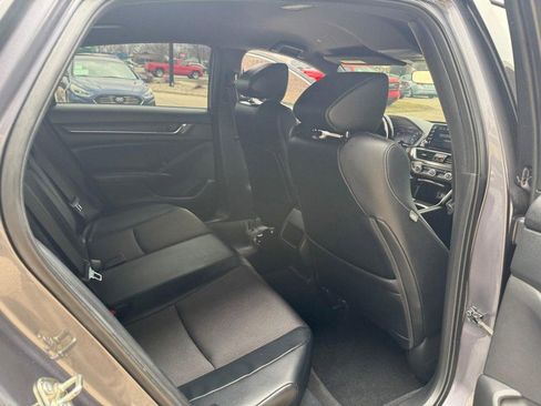 Used 2018 Honda Accord Sport image 22