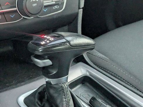 Used 2022 Dodge Charger SXT image 9