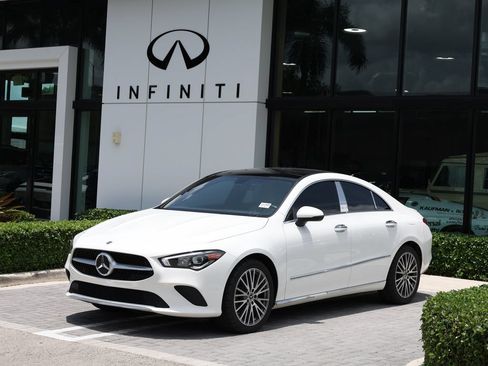 Used 2023 Mercedes-Benz CLA 250 4MATIC w/ Premium Package image 1