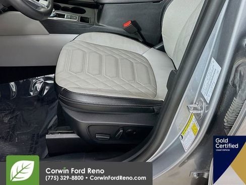 Certified 2024 Ford Escape Platinum w/ Premium Technology Package AWD/4WD image 23