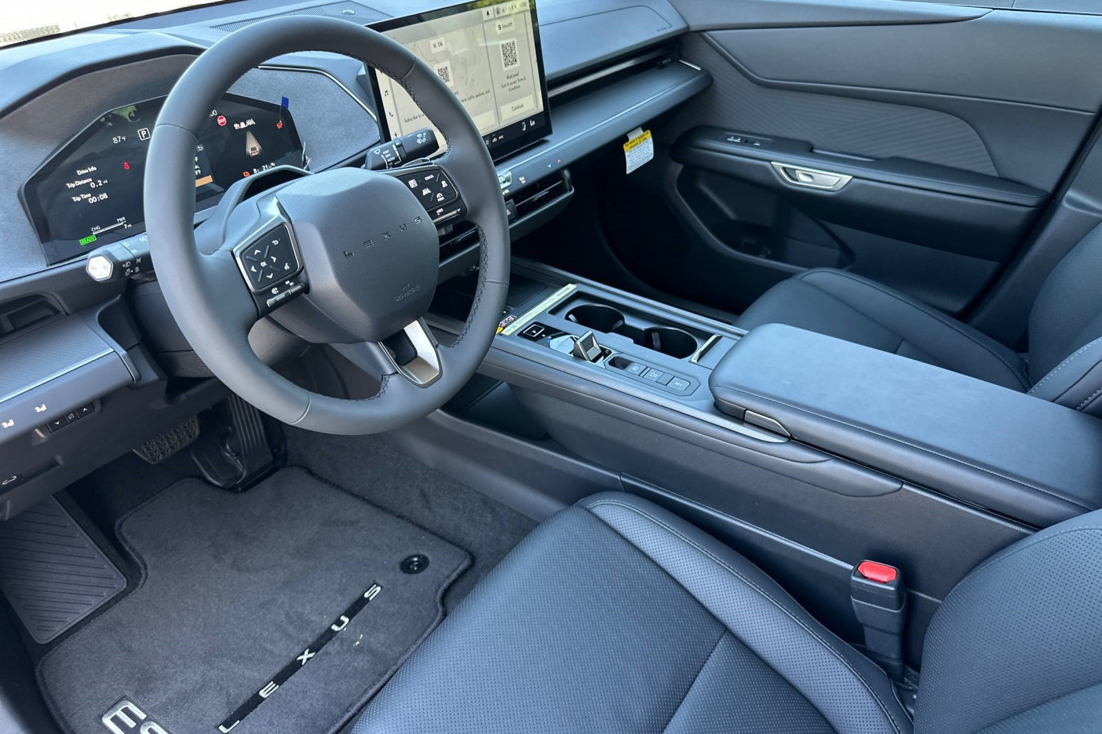 New 2026 Lexus ES 350e w/ Convenience Package FWD image 4