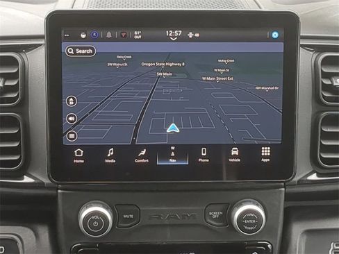 Used 2024 RAM ProMaster 3500 w/ Delivery Van Package image 18