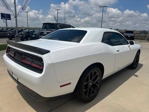 Used 2022 Dodge Challenger SXT w/ Blacktop Package RWD image 3