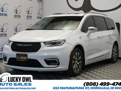 Used 2022 Chrysler Pacifica Pinnacle