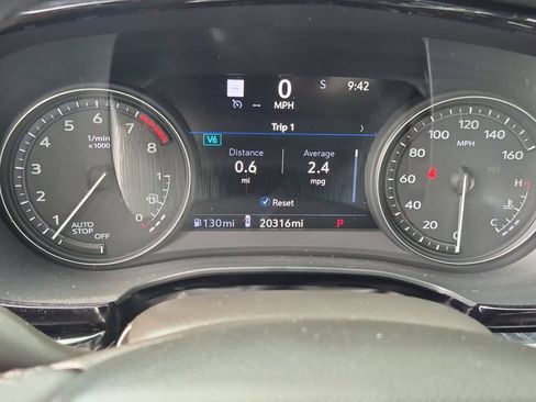 Certified 2024 Cadillac XT6 Premium Luxury w/ Technology Package FWD image 3