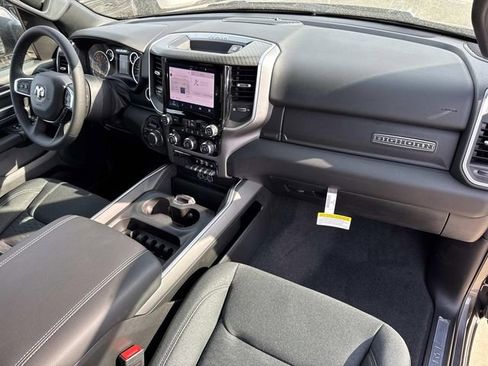 New 2026 RAM 1500 4x4 Crew Cab image 15