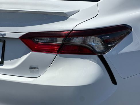 Used 2024 Toyota Camry SE FWD image 22