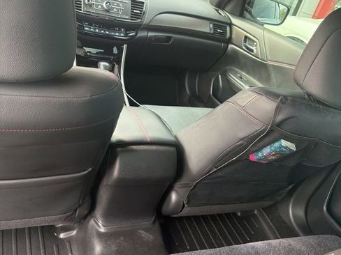 Used 2017 Honda Accord Sport Special Edition image 7