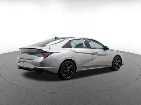 Used 2026 Hyundai Elantra Sport FWD image 9