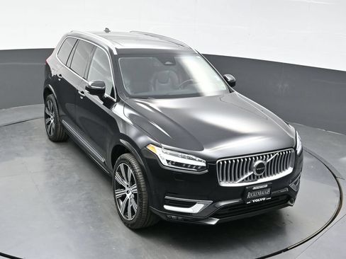 Used 2023 Volvo XC90 B6 Ultimate w/ Protection Package Premier AWD/4WD image 31